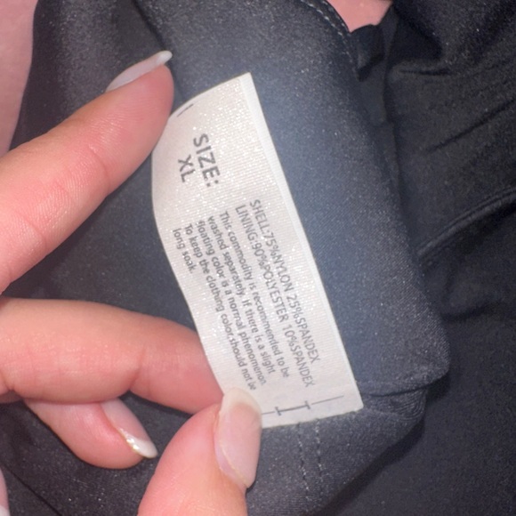 Alo Yoga sports bra NWOT - Picture 3 of 3